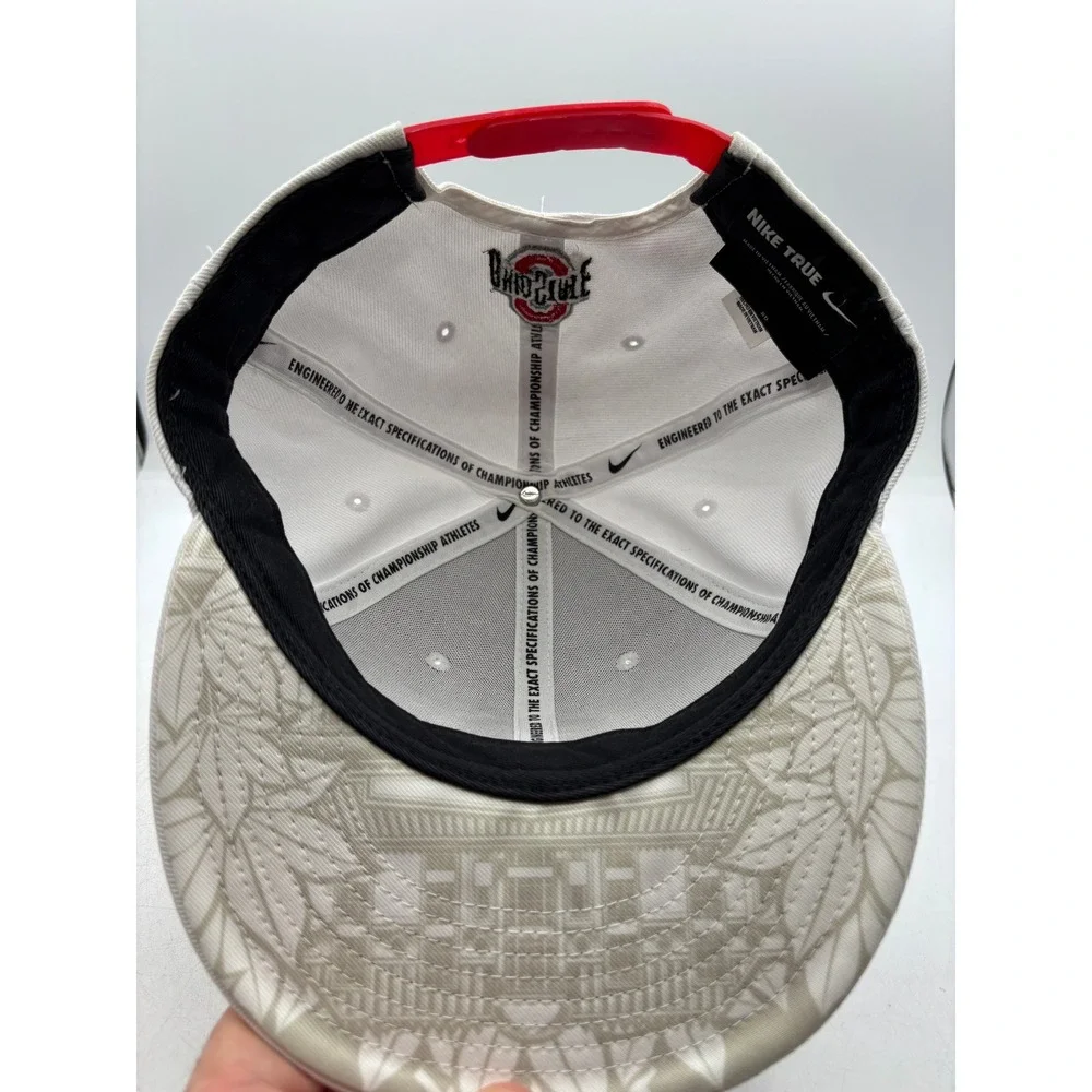 Nike True Ohio State Buckeyes Block O White/Scarlet Snapback Hat Flat Bill Hat